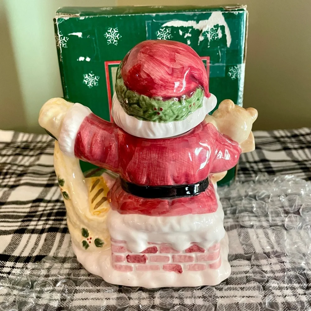 Mini Ceramic Santa Teapot Tea Pot Holding Bear and Toy Gift Bag Vintage 1990's